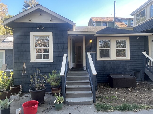 1811 Delaware St in Berkeley, CA - Building Photo - Building Photo