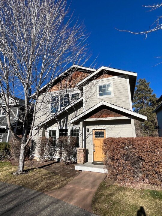 20188 Merriewood Ln in Bend, OR - Building Photo