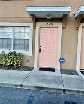 326 Cervantes Dr in Kissimmee, FL - Building Photo