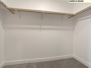 539 E Rosa Ave in Hermiston, OR - Building Photo - Building Photo