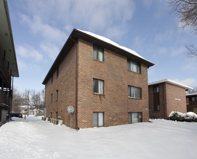 1022 A St in Lincoln, NE - Foto de edificio - Building Photo