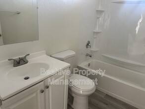 739 E Pierce St in Phoenix, AZ - Foto de edificio - Building Photo