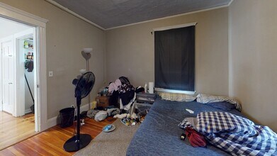 12 Estrella St in Boston, MA - Foto de edificio - Building Photo