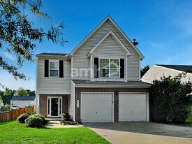 836 Willow Bay Dr in Fuquay Varina, NC - Building Photo