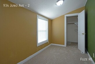 934 Juno Ave in St. Paul, MN - Building Photo - Building Photo