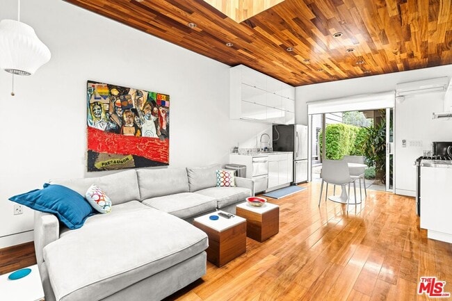 522 Rialto Ave in Los Angeles, CA - Building Photo - Building Photo