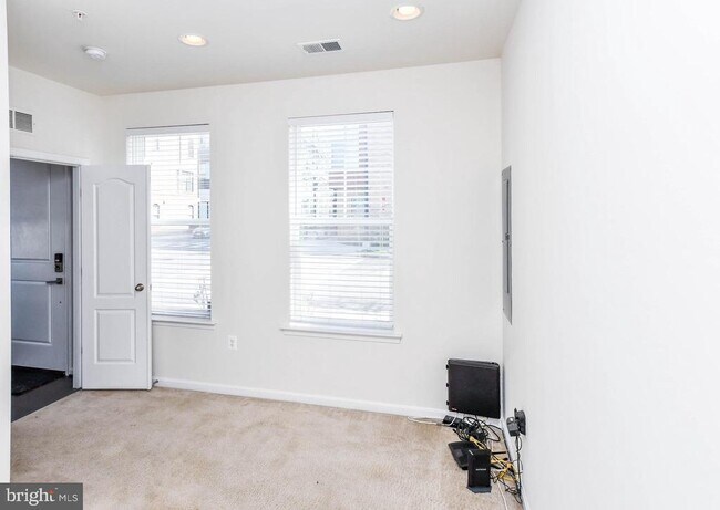 608 Parkside Pl NE in Washington, DC - Building Photo - Building Photo