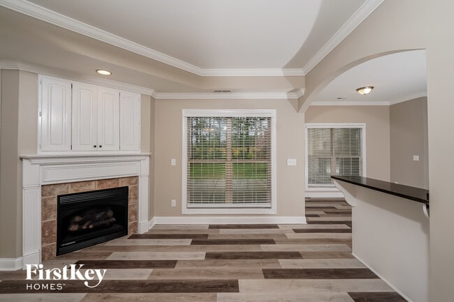 145 Pine Ct in Pell City, AL - Foto de edificio - Building Photo