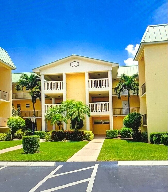 3 Colonial Club Dr, Unit 100 in Boynton Beach, FL - Building Photo - Building Photo