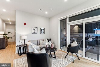 6910 Ridge Ave, Unit 413 in Philadelphia, PA - Building Photo - Building Photo