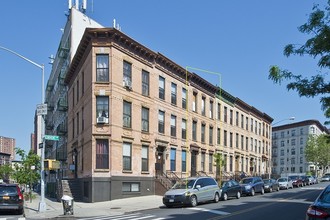 6 Convent Ave in New York, NY - Building Photo - Building Photo