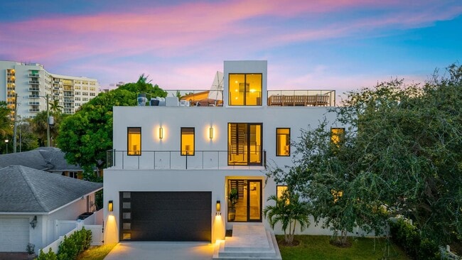 214 28th St in West Palm Beach, FL - Building Photo - Building Photo