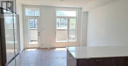 56 Grn Gdns Blvd in Toronto, ON - Building Photo - Building Photo