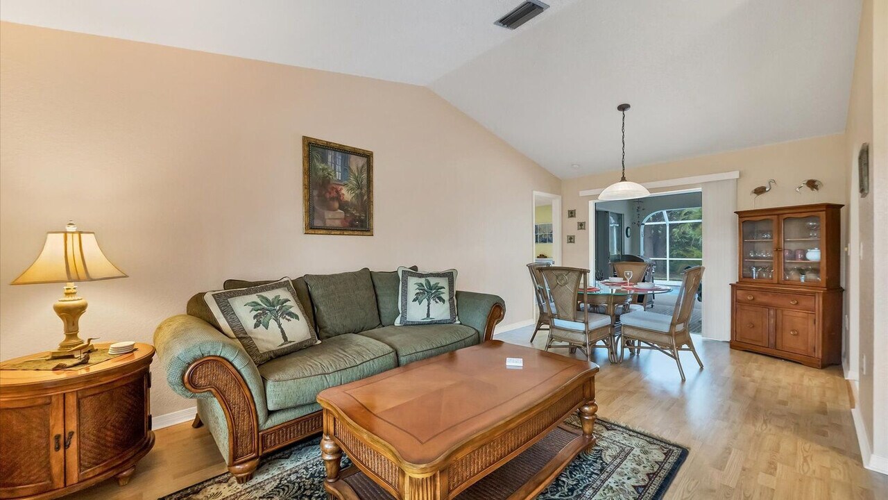 26360 Copiapo Cir in Punta Gorda, FL - Building Photo