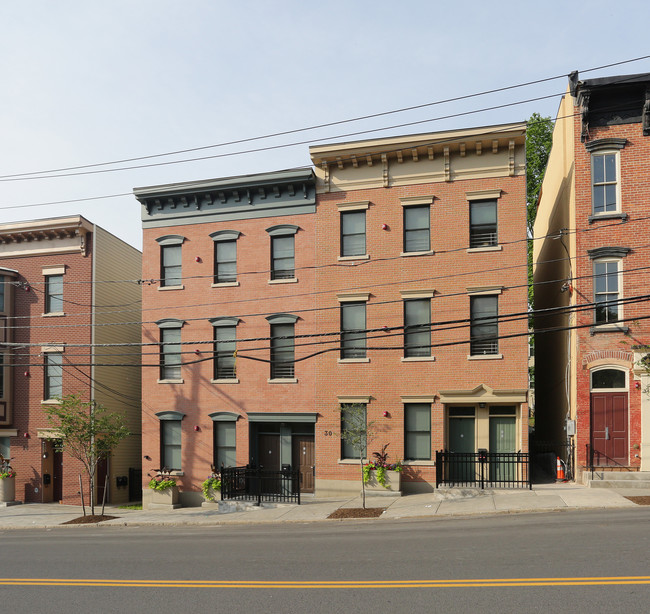 26-30 Morton Ave in Albany, NY - Foto de edificio - Building Photo