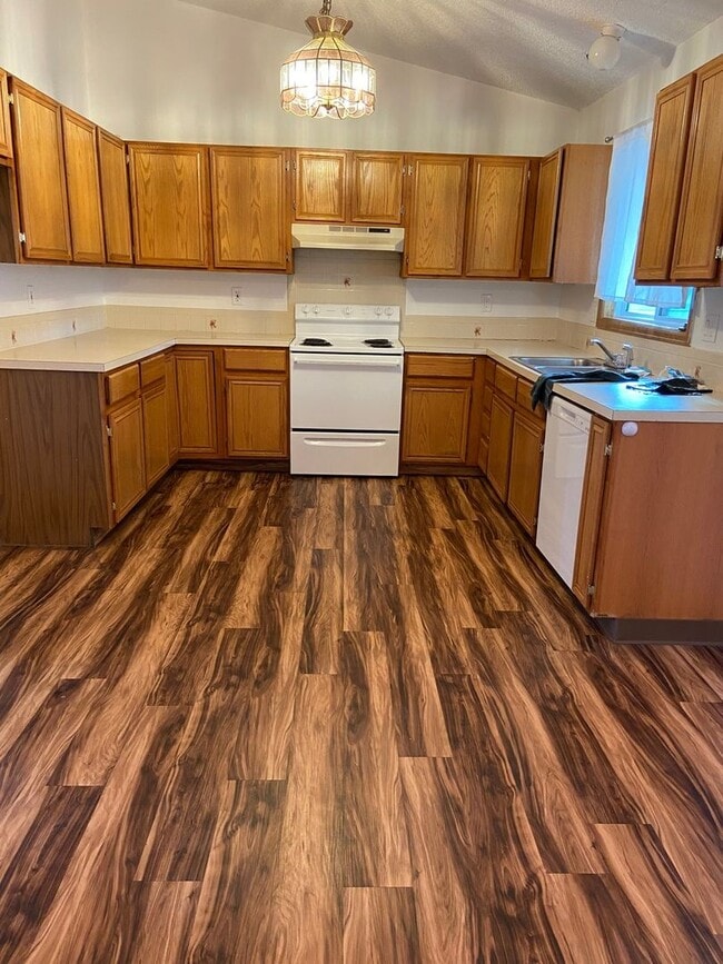 510 E 42nd St in Loveland, CO - Foto de edificio - Building Photo