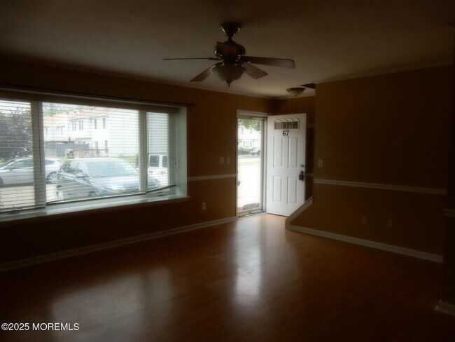 67 Rita Ln in Jackson Township, NJ - Building Photo - Building Photo