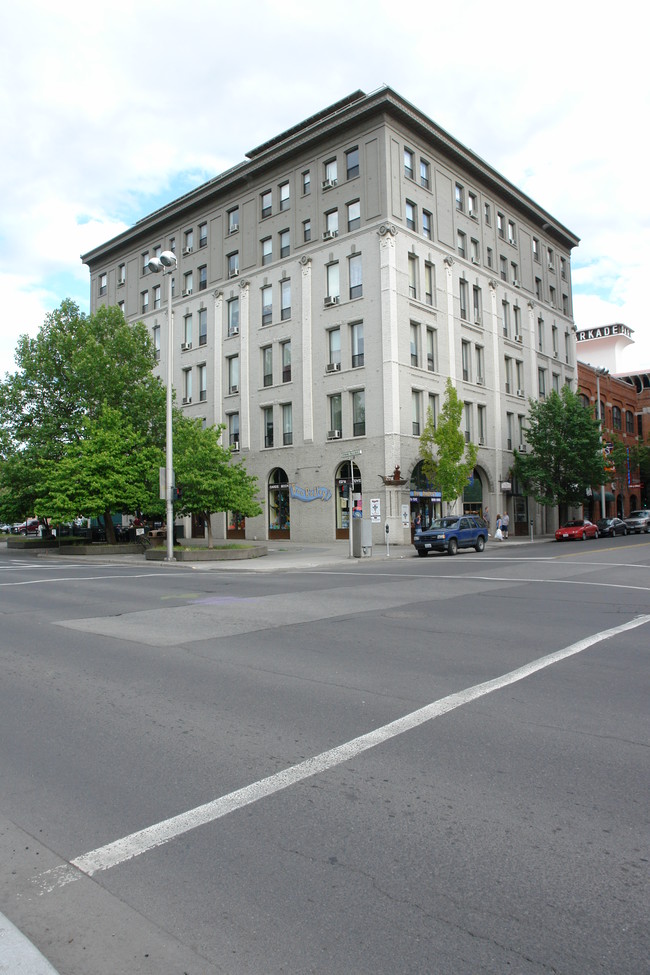Coeur D'Alene Plaza in Spokane, WA - Foto de edificio - Building Photo