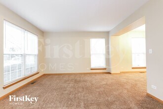 11730 Niagra Ln in Huntley, IL - Building Photo - Building Photo