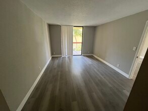 733 SE 1st Way in Deerfield Beach, FL - Building Photo - Building Photo