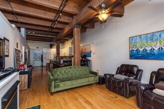 701 W Jackson Blvd in Chicago, IL - Building Photo - Building Photo