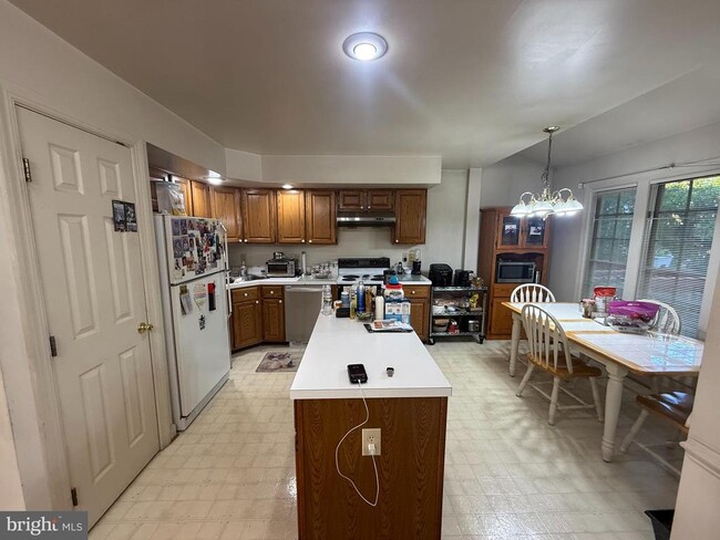 2292 Canteen Cir in Odenton, MD - Building Photo - Building Photo