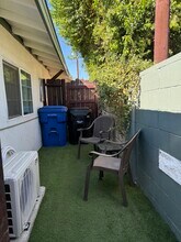 6517 Gazette Ave in Los Angeles, CA - Building Photo - Building Photo