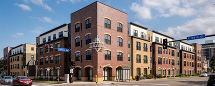 Minneapolis Grand Apartments in Minneapolis, MN - Building Photo - Building Photo