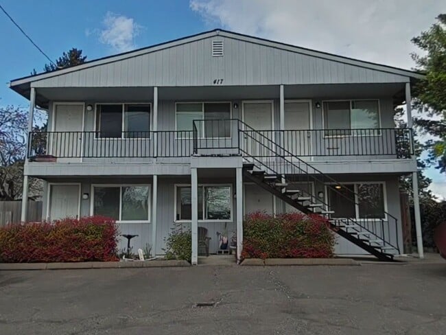 417 SE 6th Ave in Albany, OR - Building Photo - Building Photo