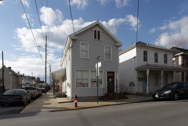 329 S Raleigh St in Martinsburg, WV - Building Photo - Building Photo