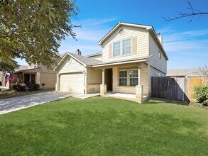 8139 Ashwood Pointe in San Antonio, TX - Building Photo - Building Photo