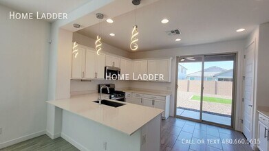 9222 W Roma Ave in Phoenix, AZ - Building Photo - Building Photo