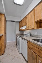 2161 NE 36th St in Lighthouse Point, FL - Building Photo - Building Photo