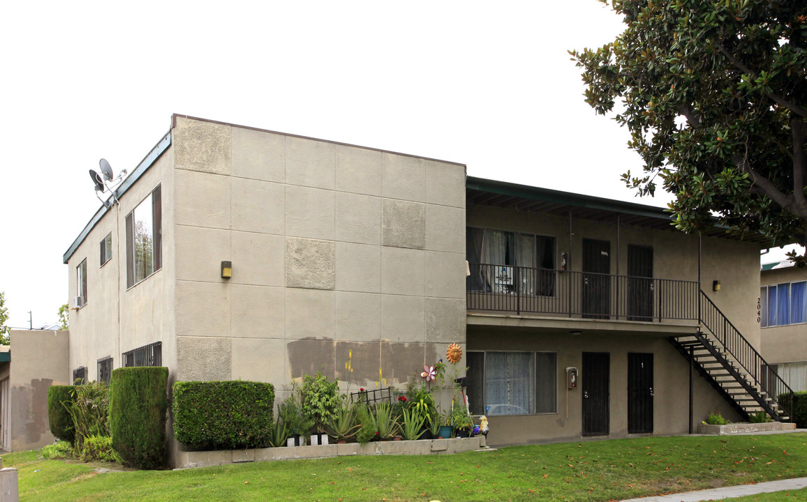 2040 S Spinnaker St in Anaheim, CA - Foto de edificio