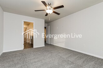 119 Kingston Ct in Griffin, GA - Building Photo - Building Photo