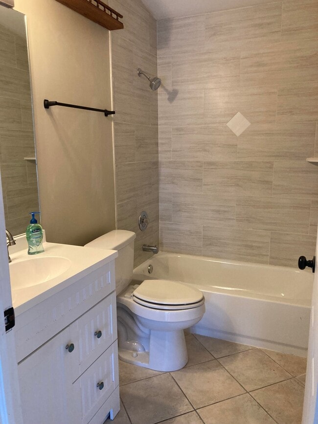 5232 Raintree Ln in Naples, FL - Building Photo - Building Photo