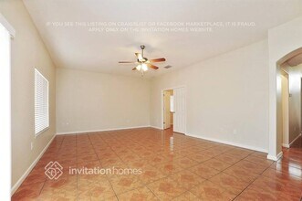 11216 Lake Lanier Dr in Riverview, FL - Foto de edificio - Building Photo