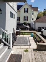 185 Linwood Ave, Unit 2 in Melrose, MA - Building Photo