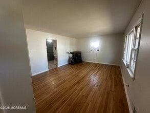 2612 Bridge Ave in Point Pleasant, NJ - Building Photo - Building Photo