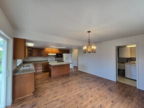 506 W 49th Ave in Kennewick, WA - Building Photo - Building Photo