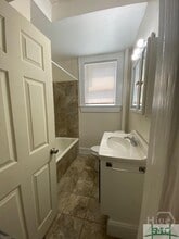 1205 E 38th St in Savannah, GA - Building Photo - Building Photo