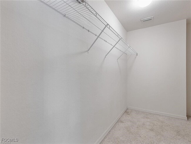 10060 Lake Cove Dr
