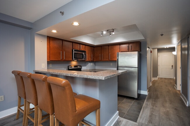 Lake Plaza in Knoxville, TN - Foto de edificio - Interior Photo