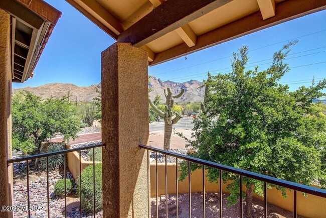 property at 6651 N Campbell Ave