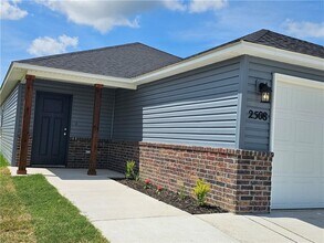 2508 Jan Lynn in Siloam Springs, AR - Building Photo - Building Photo