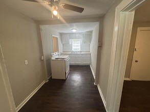 4912 Rogers St in North Little Rock, AR - Building Photo - Building Photo
