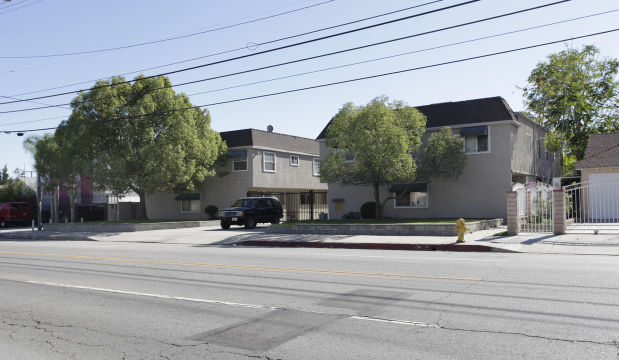 11254-11258 Oxnard St in North Hollywood, CA - Building Photo