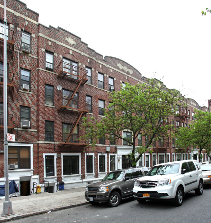 Lincoln Arms in Brooklyn, NY - Building Photo