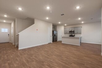 112 New Albany Ln in San Marcos, TX - Building Photo - Building Photo