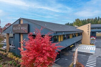 Bellevue Ridge in Bellevue, WA - Foto de edificio - Building Photo
